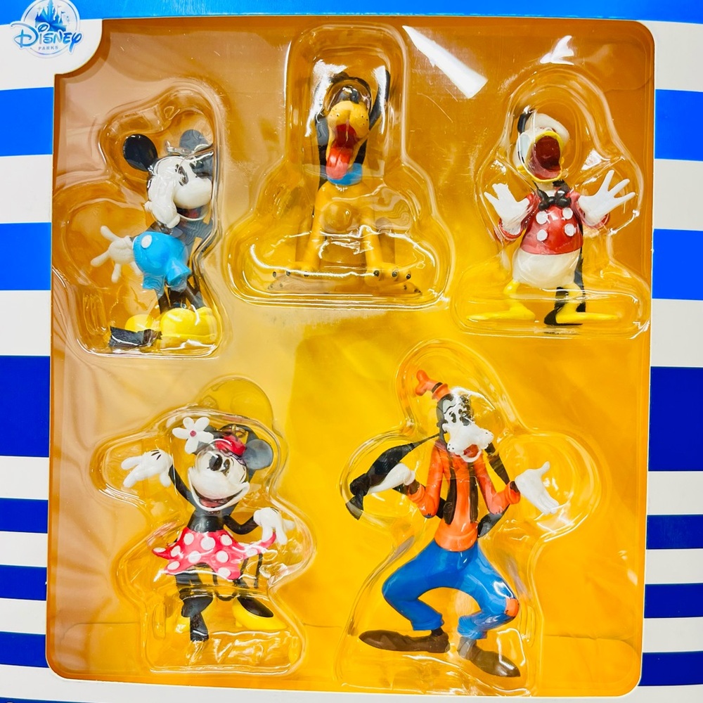 Disney Character Figurine ornament Set.